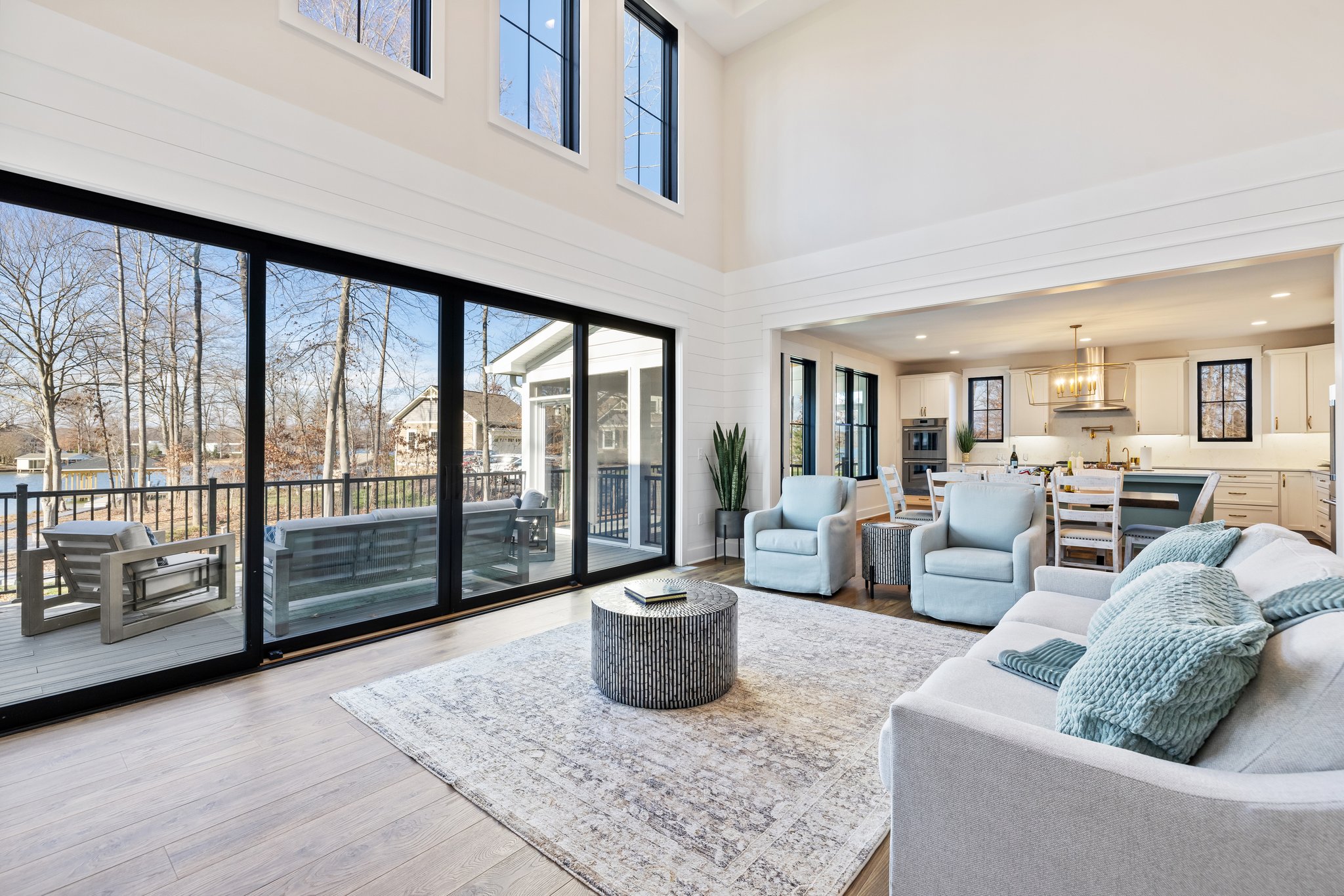 sunsetboathousgreatroom2